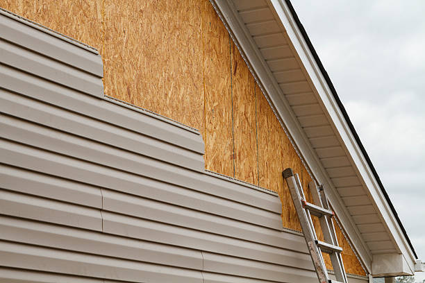 24/7 Emergency Siding Repair experts in Clark, NJ